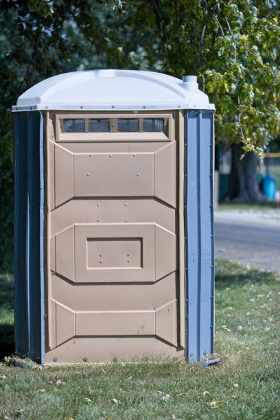 Best Porta potty rental near me  in Mills River, NC
